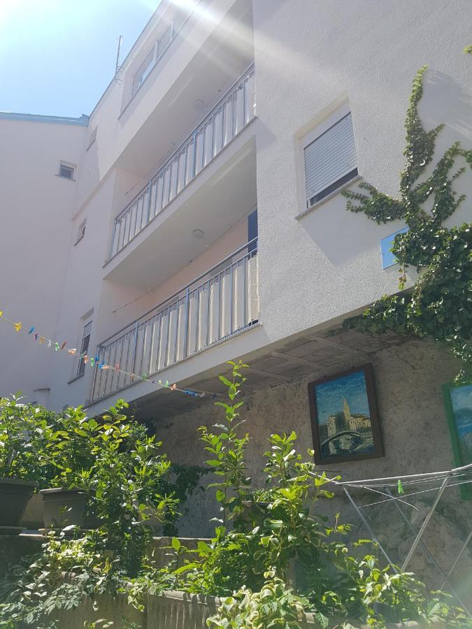 Apartmandamir 茨里克韦尼察 外观 照片